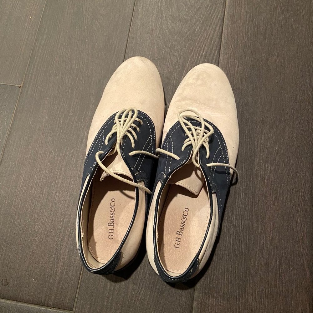 G.H Bass Buck Shoes